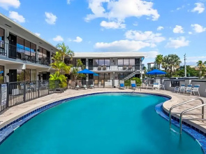 Avalon Resort Of Deerfield Beach