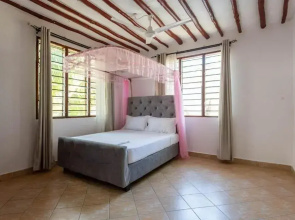 Lux Suites Diani Holiday Villas
