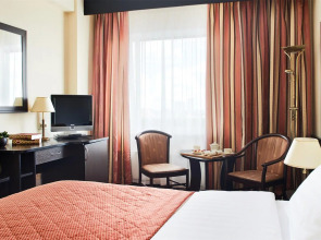 Фаворит Измайлово (Услуга бронирования отеля Гамма)