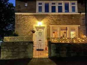 Stunning Two Bedroom Cottage in Honley