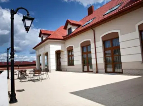 Hotel Trzy Rze