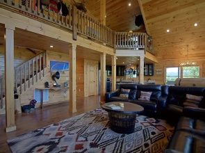 Imani's Cabin - 3 Br Cabin