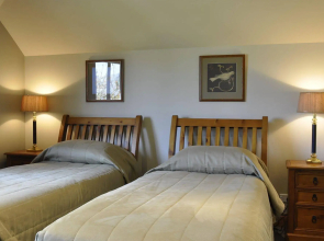 Luxury on Lansdown