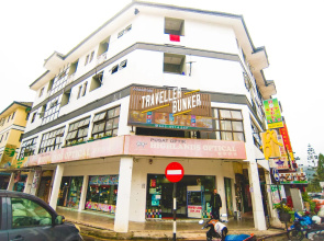 Traveller Bunker Hostel 1