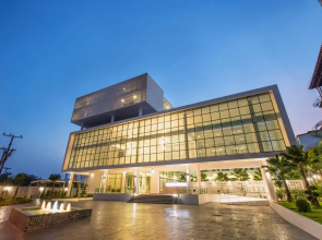 Paragon Grand Resort