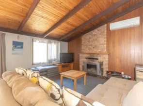 The Lakefront 69 Townsend Street