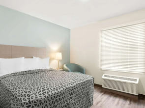 Woodspring Suites Savannah West Chatham Parkway