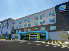 TRU by Hilton Denver