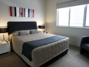 Quest Spring Hill Business Apartments