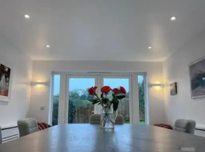 Trelander House
