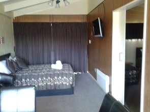 Alpine View Motel