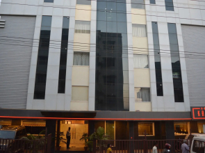 Krrish Clarks Inn