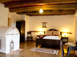 Casa cu zorele, Crit 189
