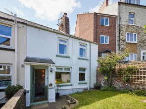 Host Stay Hope Cottage