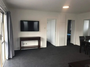 Edward Street Apartments