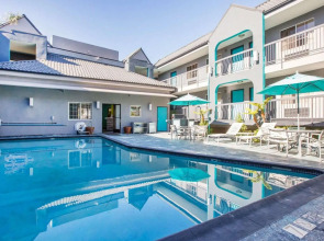 Quality Inn Near Hollywood Walk of Fame