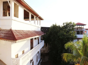 Shangani Hotel