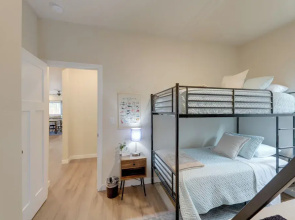 Family-friendly Florence Home: 3 Mi to the Coast!
