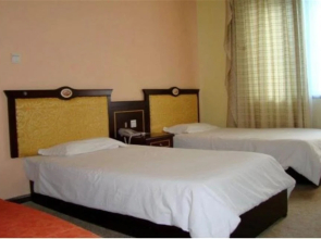 Xinzhan Business Hotel