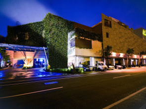 Xiadu Motel