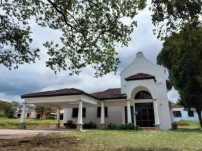 Holiday Villa Famosa