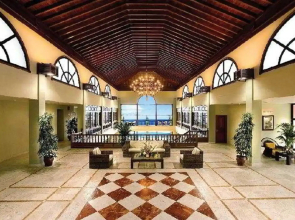 Hotel Las Olas