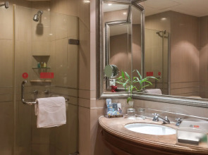 Отель Sanya Baohong