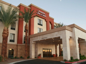 Hampton Inn & Suites Las Vegas South