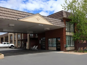 Americas Best Value Inn Roosevelt Ballard