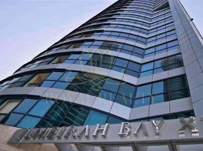 Lux BNB Jumeirah Lake Towers