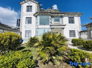 Yingshan Countryside B&B (Erhai Caicun Longkan Wharf Branch)
