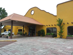 Hotel Las Cumbres & Water Park