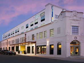 Tru By Hilton San Antonio Downtown Riverwalk