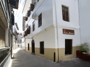 Lala Hostel