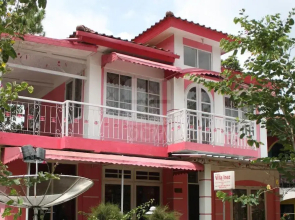 Villa Kota Bunga Sakura