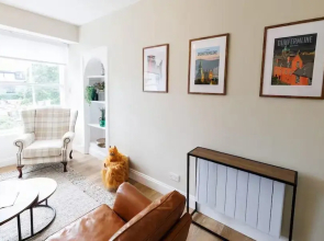 Stylish 2-bed Apartment in the Heritage Quarter