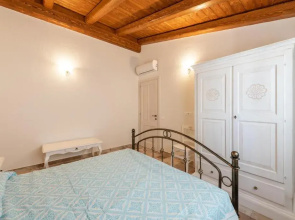 Mattia House