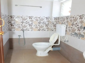 Aryas Residency