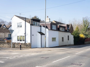 Stunning 4 Bed Sleeps 8 Cottage Parking