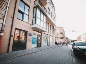 Kostjukowski Apartments Lychakivska 70a