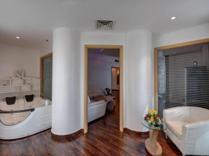 Sunday Mega Hotel Sheikh Zayed Road