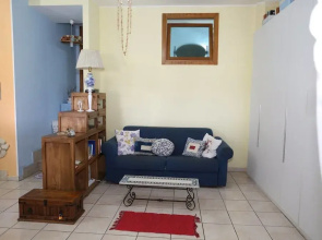 Panoramic Shabby Home