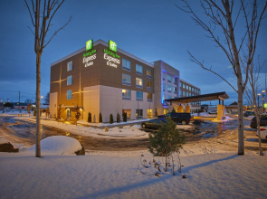 Holiday Inn Express & Suites Hermiston Downtown by IHG