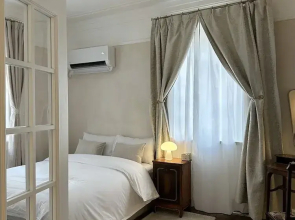 Shanghai Hills& Art Suite 15