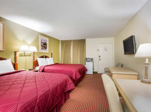 Econo Lodge Sequoia Area