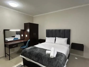 Bayside Suites Hotel