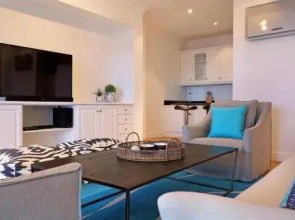 Upper House - Camps Bay