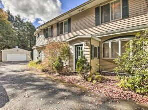 Spacious Apt w/ Yard: 3 Mi to Windham Mountain