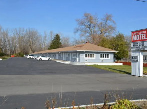 East Court Motel