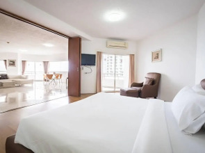 Markland Seaside Pattaya